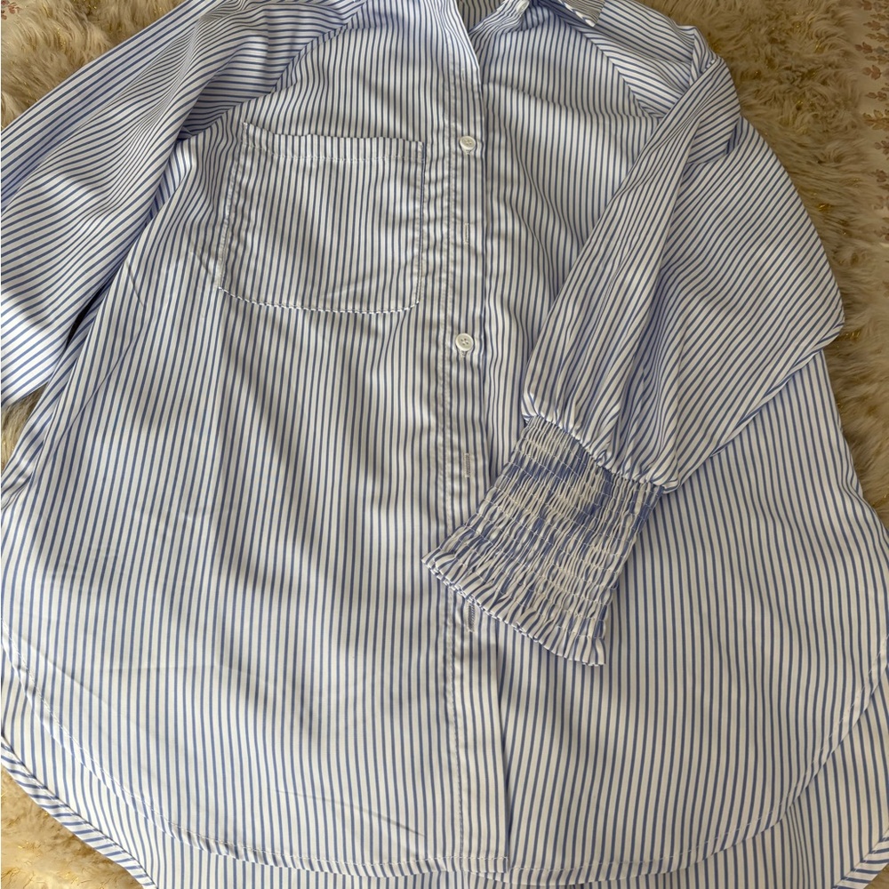 Chic Striped Button-down Shirt